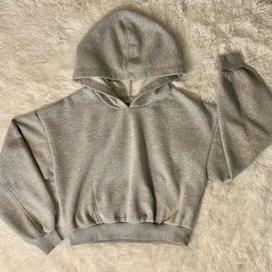 Cropped Hoodie